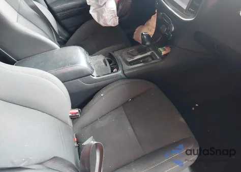 2019 Dodge Charger R/T Rwd z USA, uszkodzony, nr VIN 2C3CDXCT6KH681882